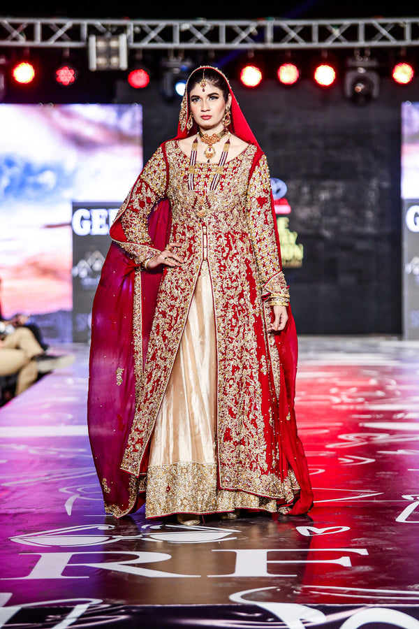 Tabeer Lehenga